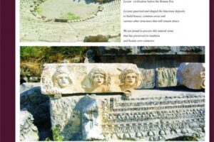 Antyczne ruiny z wyrzeźbionymi głowami i ornamentami, Lycia