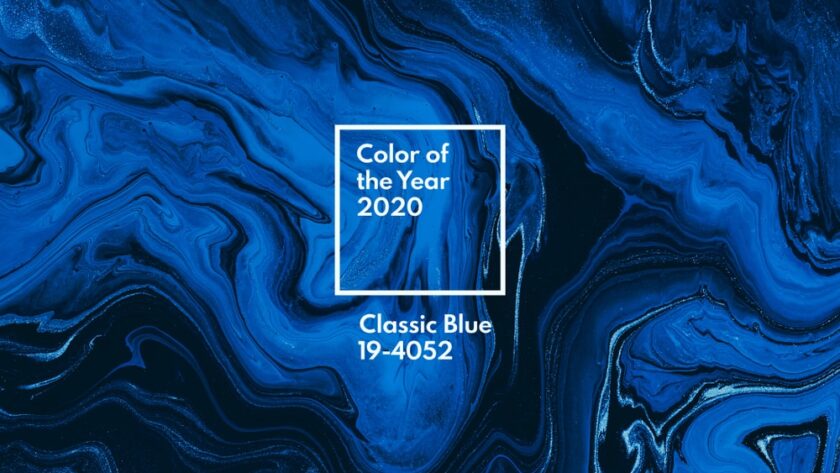 Abstrakcyjny niebieski wzór z tekstem Color of the Year 2020 Classic Blue 19-4052 - Metamar